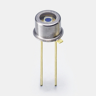 滨松HAMAMATSU    S5821-02   硅 PIN 光电二极管